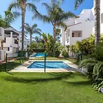 San Pedro Beachside Apartamento Marbella