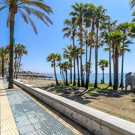 San Pedro Beachside