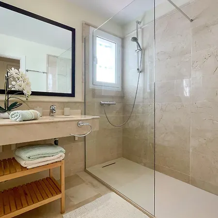 San Pedro Beachside * ماربيا